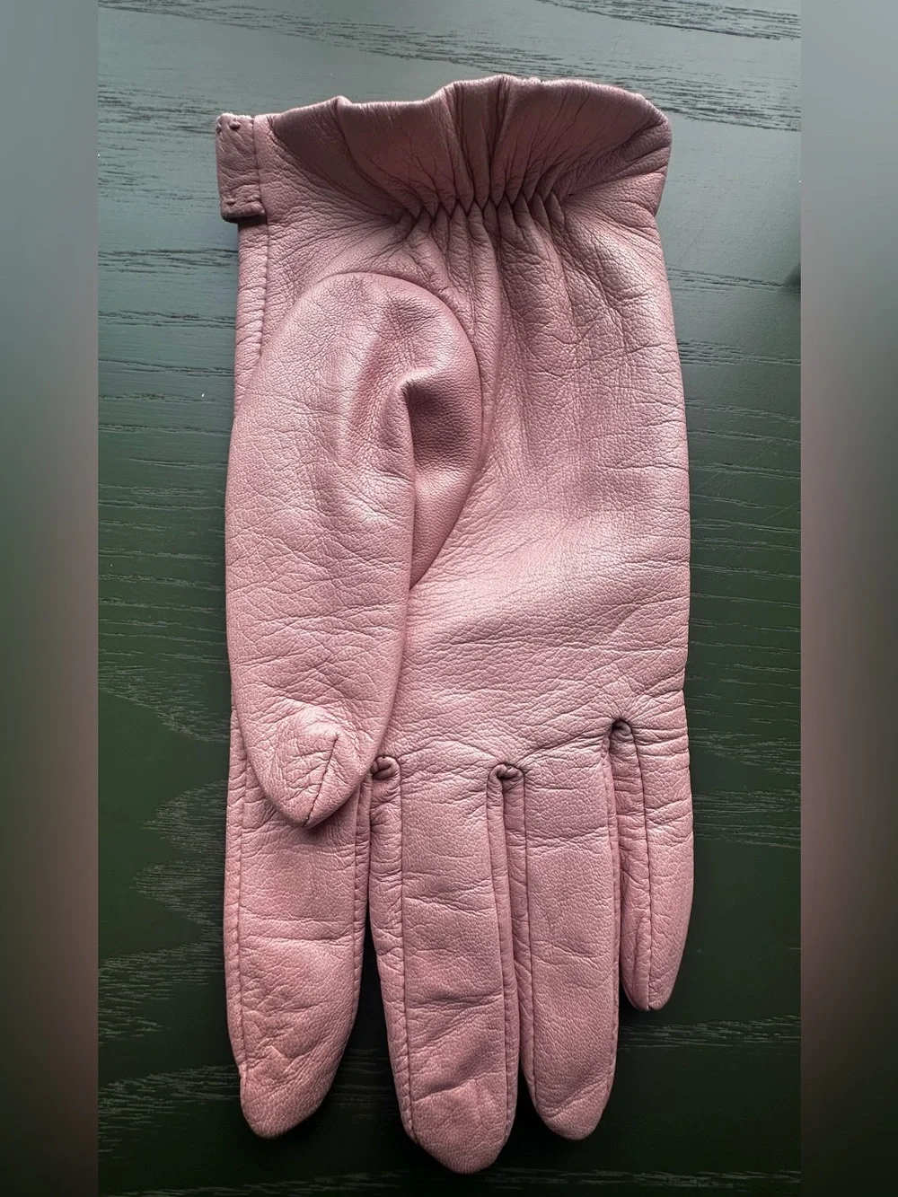 Banana Republic Dusty Pink Leather Buckle Gloves